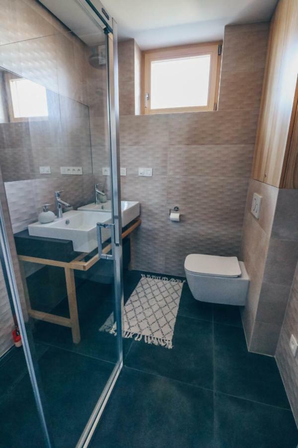 Stylish Apartments At Penati Golf Resort Sajdikove Humence Exterior photo